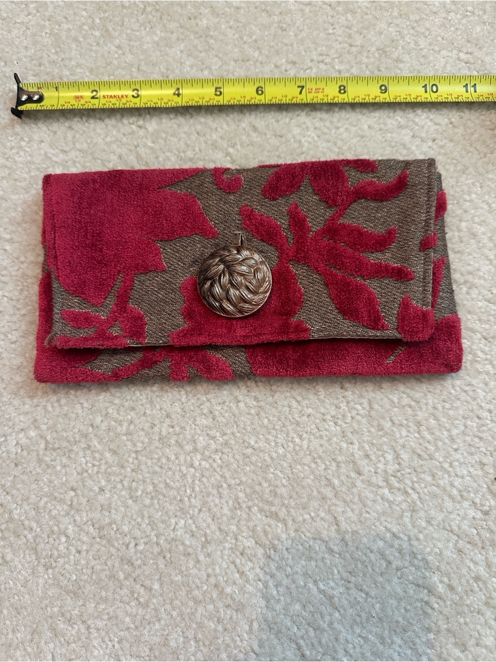 Women's vintage Red Floral Velvet Clutch Wallet with Decorative Button